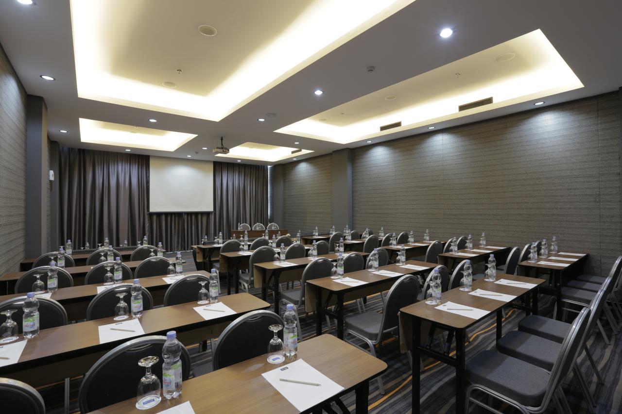Kyriad Hotel Muraya Aceh Banda Aceh Esterno foto