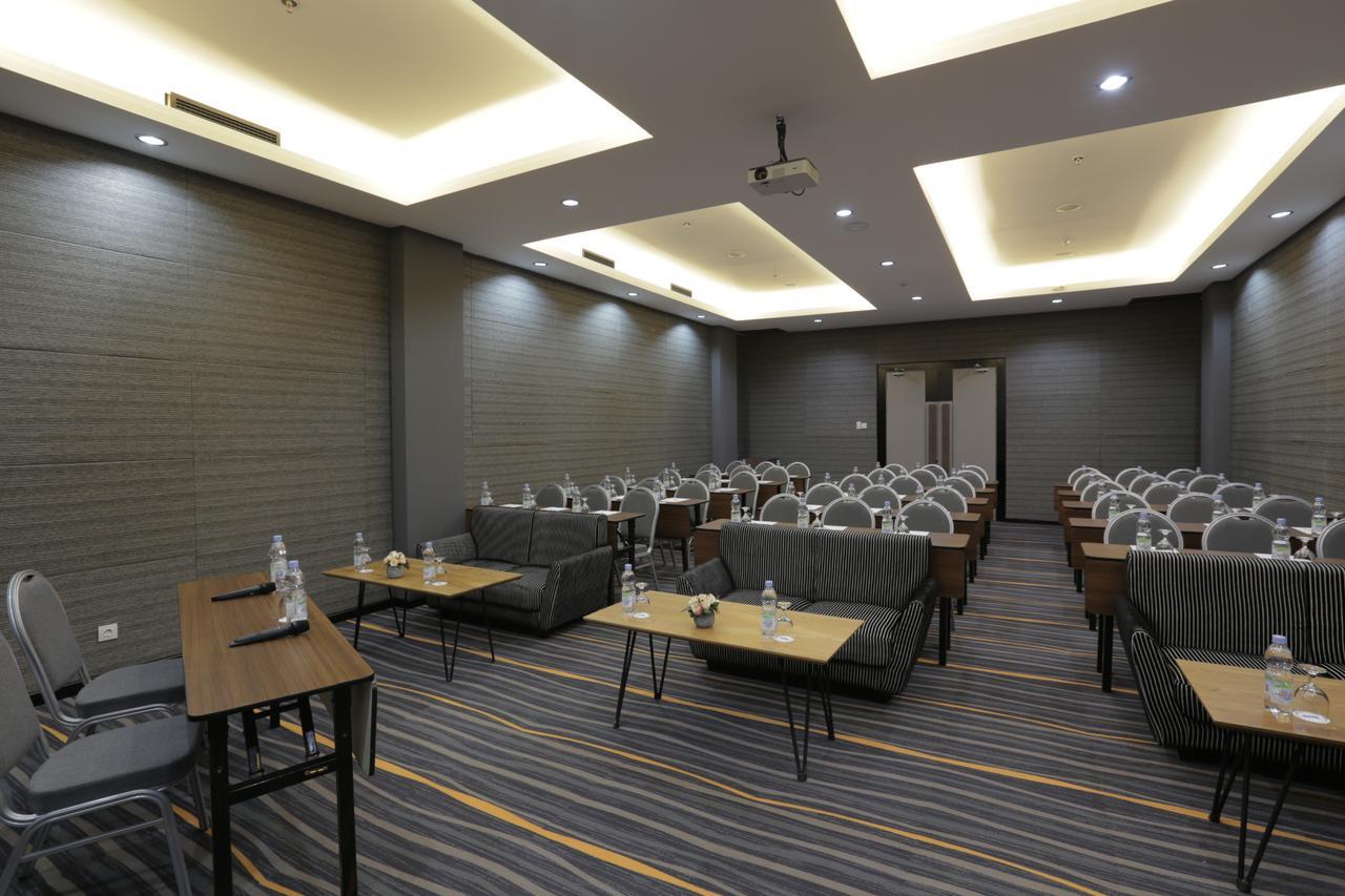 Kyriad Hotel Muraya Aceh Banda Aceh Esterno foto